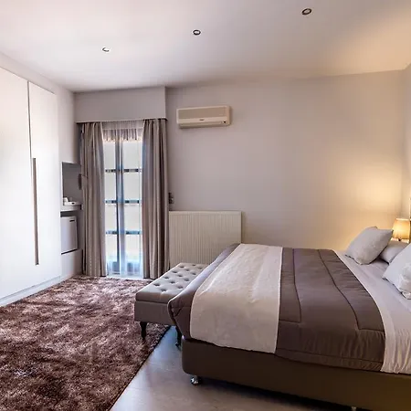 Filoxenia & מלון