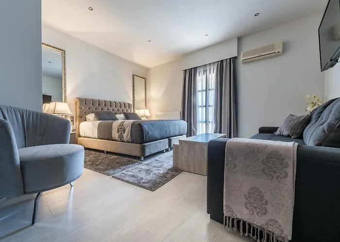 Отель Filoxenia &