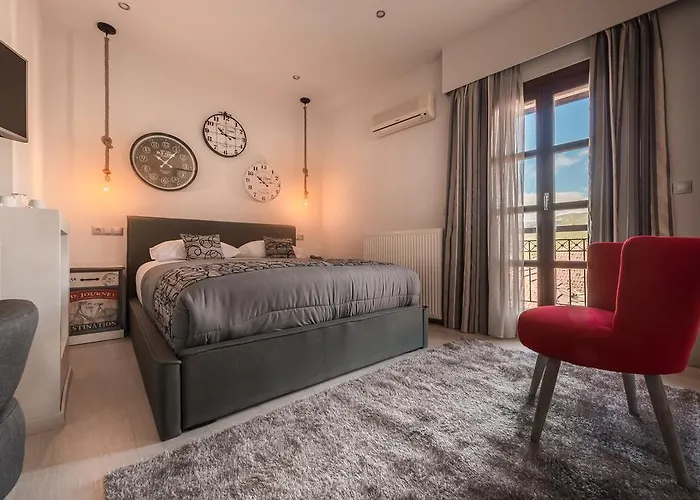 Filoxenia & كالافريتا