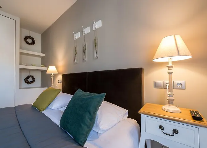 Отель Filoxenia &