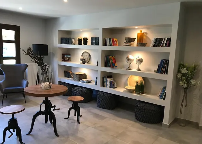 Отель Filoxenia &